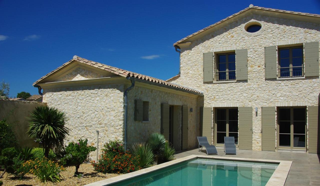 Uzes Decouvertes Exterior photo