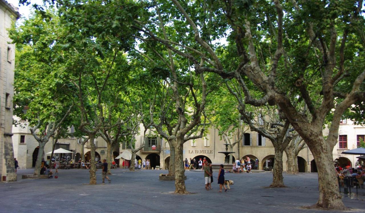 Uzes Decouvertes Exterior photo